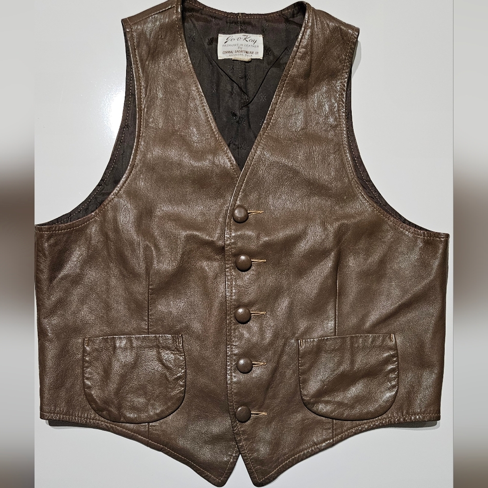 Vintage-Inspired Brown Leather Vest with Button Front
